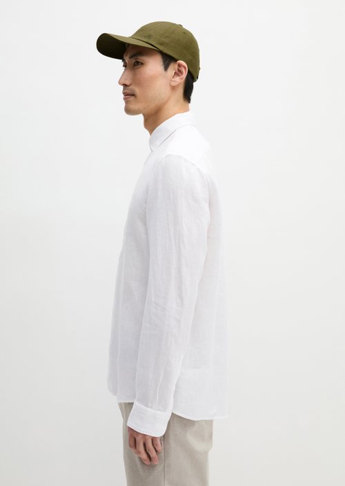 Shirt shaped — White