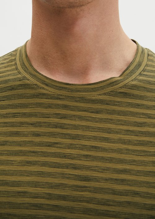 T-shirt regular — Medium Green