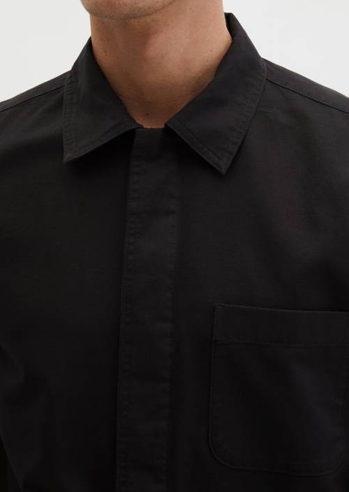 Overshirt Black in detail view