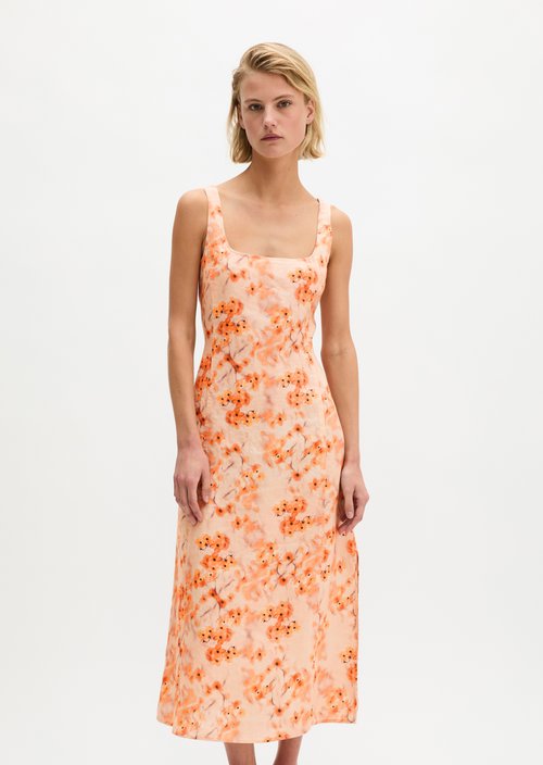 Cut-out linen dress shaped — Medium Orange
