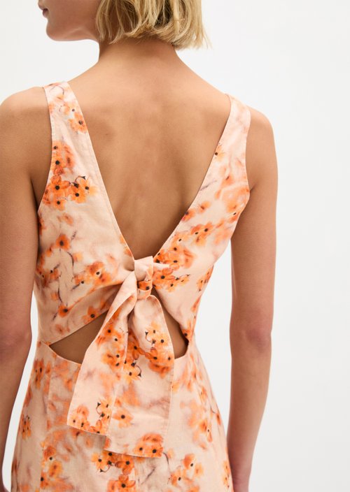 Cut-out linen dress shaped — Medium Orange