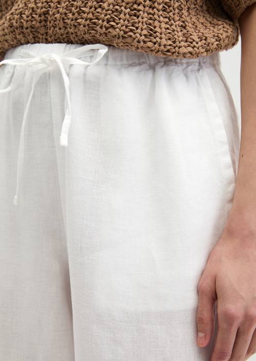 Straight linen trousers White in detail view