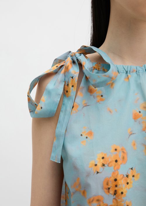 Relaxed sleeveless blouse — Medium Blue