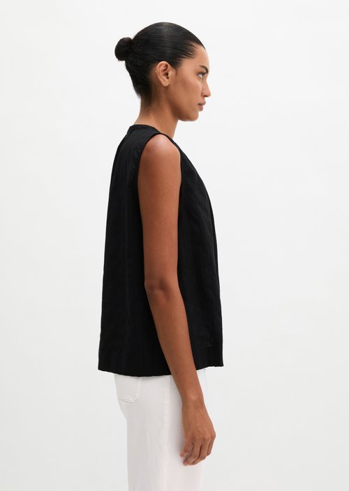 Sleeveless blouse regular — Black