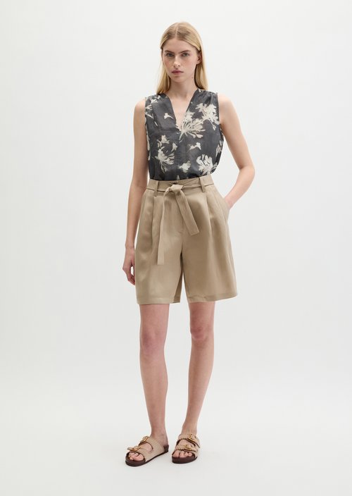 Relaxed sleeveless blouse — Dark Grey