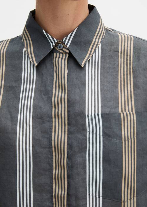 Regular blouse Dark Grey in detail view