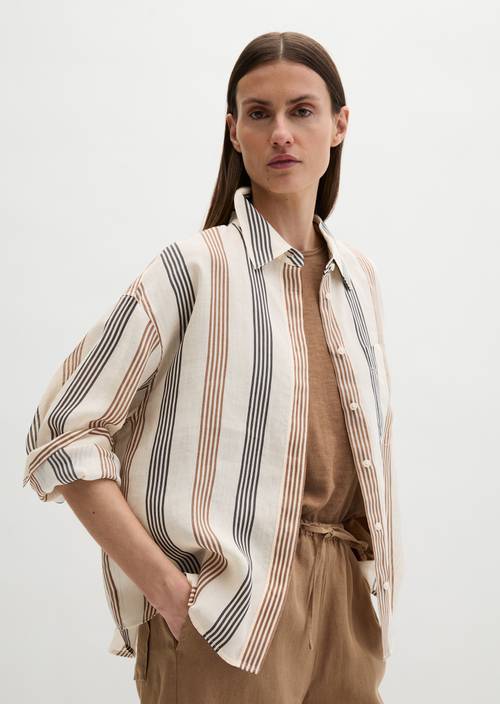 Blusa regular Light Brown en vista frontal