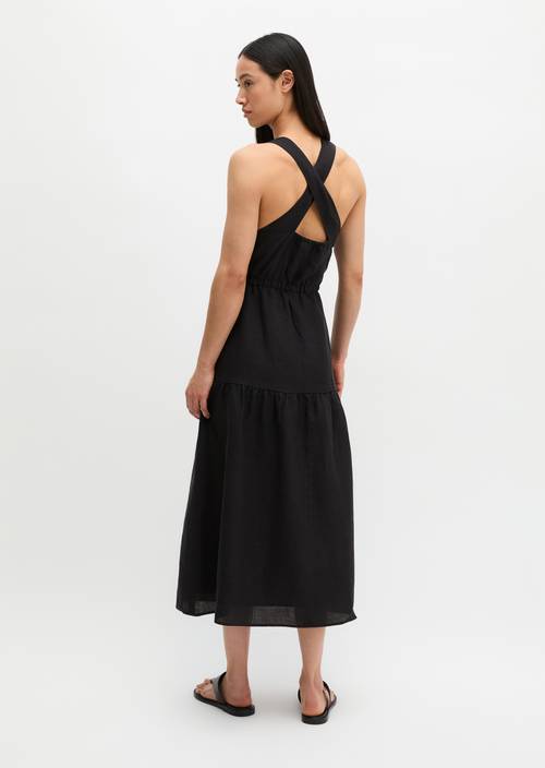 https://mam.marc-o-polo.com/ecom/5000014057_0001_10.1.jpg?width=1360&quality=70