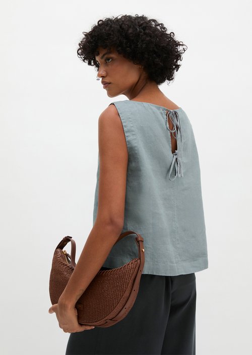 Sleeveless linen blouse regular — Quiet Sea