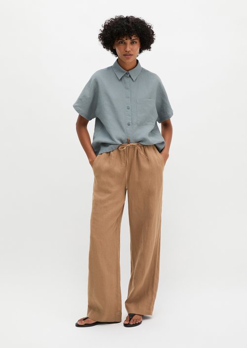 Regular short-sleeved linen blouse — Quiet Sea