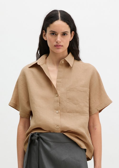 Regular short-sleeved linen blouse — Sandpaper