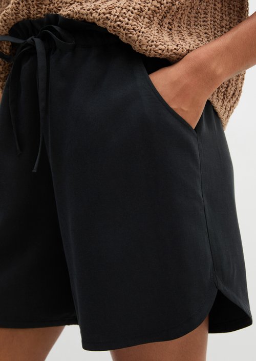 Relaxed shorts — Black