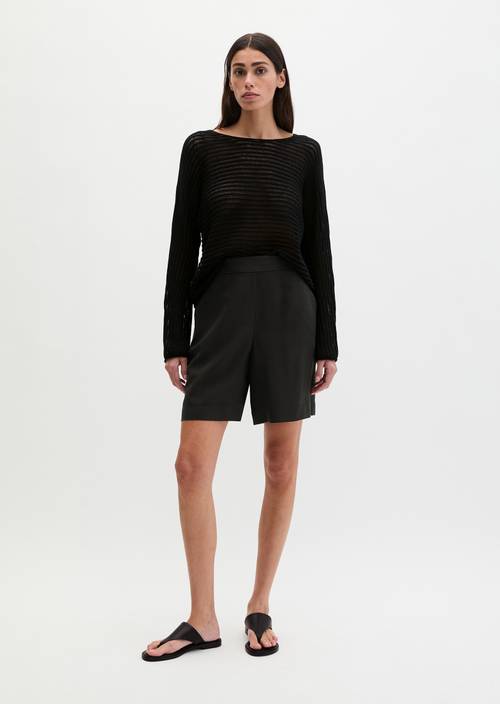 Short pull-on droit Black en vue de face
