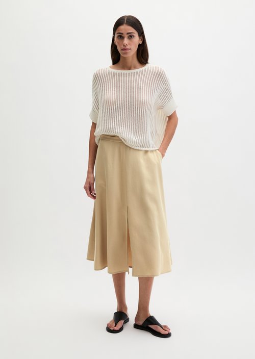 Flared skirt — Sandpaper