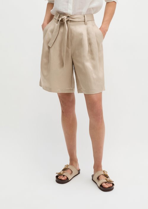 Pleated shorts tailored — Sandpaper