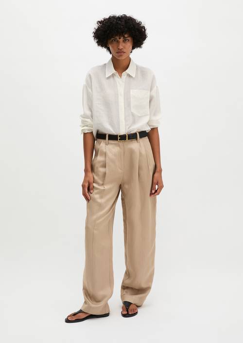 Regular blouse White Cotton in front view