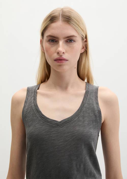 Top regular Oxide Grey in Frontalansicht