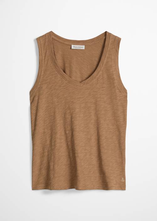 Top regular Burnt Brown in freigestellter Ansicht ohne Model