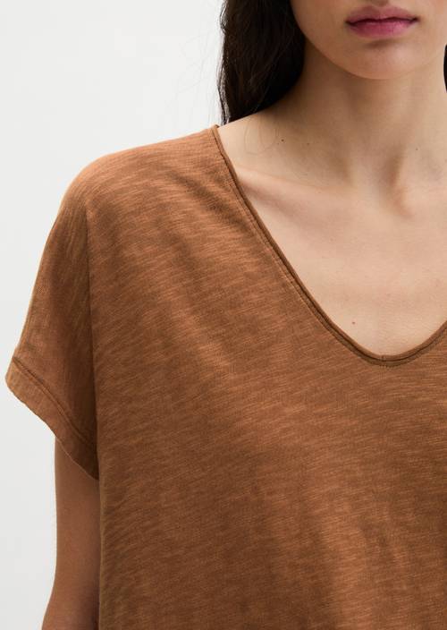 Camiseta suelta Burnt Brown en vista detallada