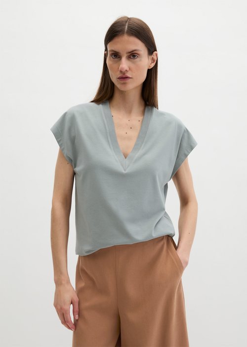 V-neck T-shirt relaxed — Quiet Sea