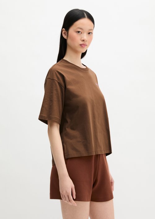 MOP Club '67 T-shirt, oversized, back print — Mid Brown