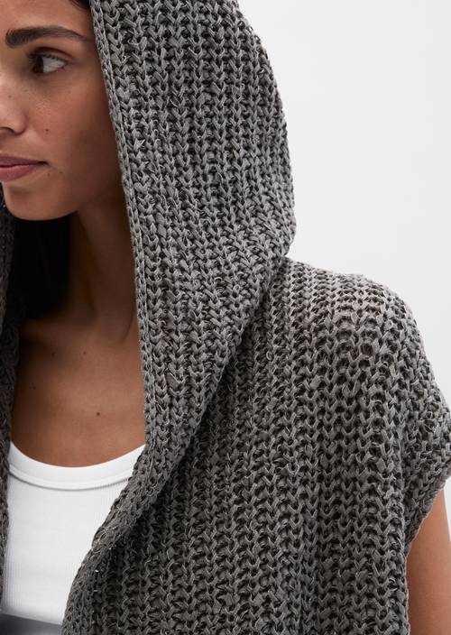 Ärmelloser Cardigan loose Oxide Grey in Detailansicht