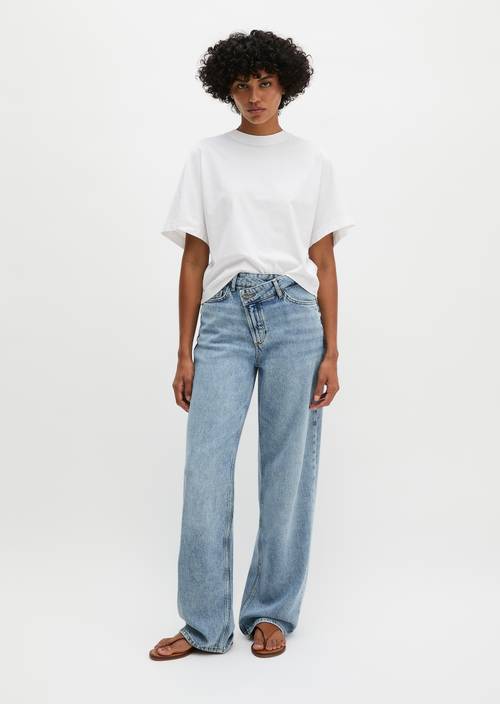 X-Front-Jeans Model Fia Light Blue in Frontalansicht