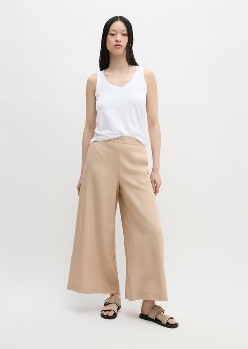 Regular sleeveless T-shirt — White