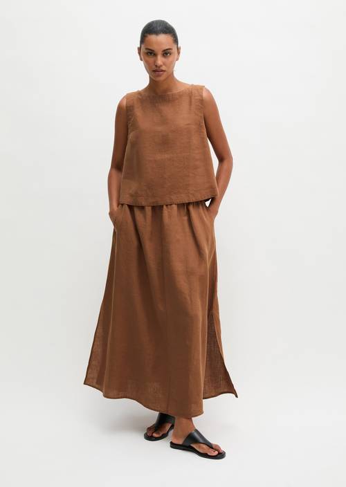 Sleeveless linen blouse regular Burnt Brown in front view