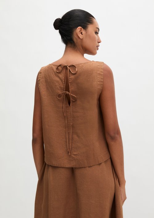 Sleeveless linen blouse regular — Burnt Brown