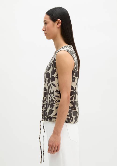 https://mam.marc-o-polo.com/ecom/5000014209_0826_1.5.jpg?width=1360&quality=70