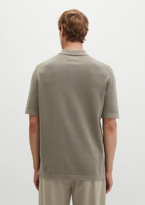 Knitted polo shirt Travel Collection — Frozen Taupe