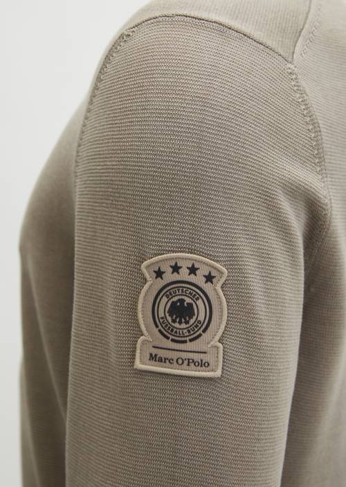 Pullover DFB Travel Collection Frozen Taupe en vue détaillée