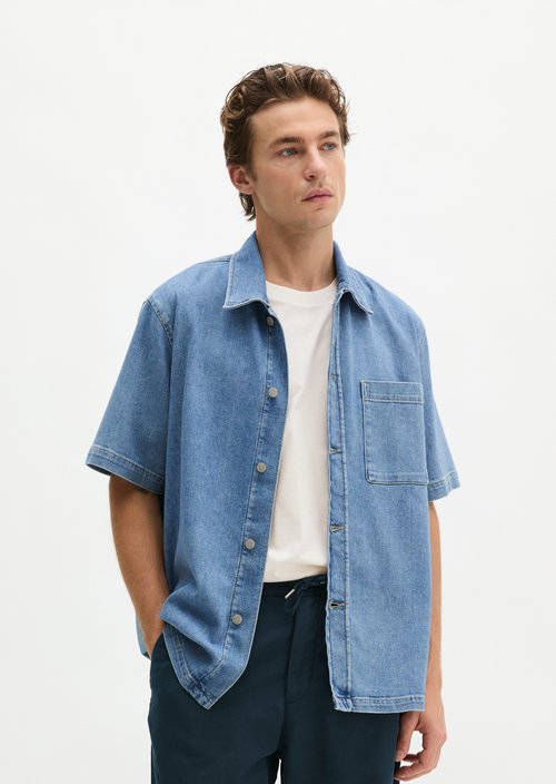 Regular short-sleeved denim shirt — Medium Blue