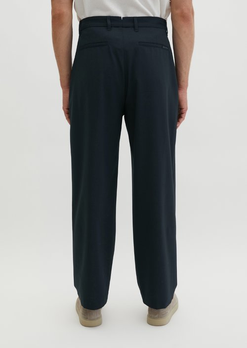 Pants Model Mossbo DFB Travel Collection — Deep Night Blue