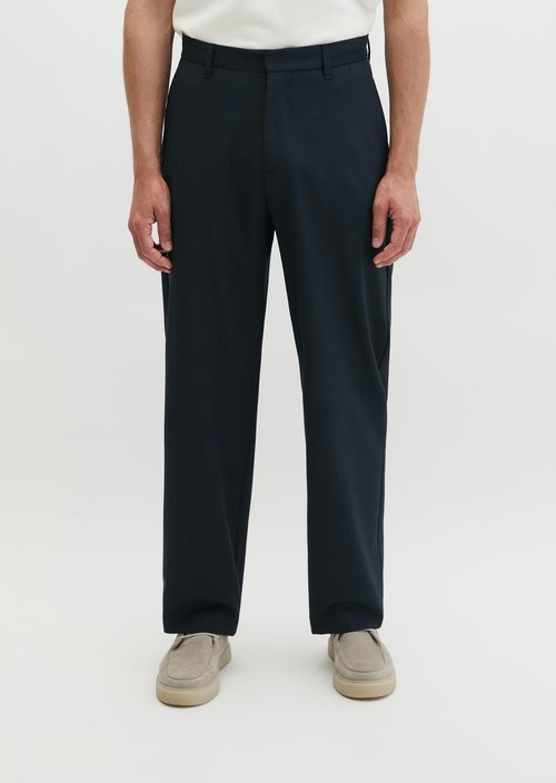 Pants Model Mossbo DFB Travel Collection — Deep Night Blue