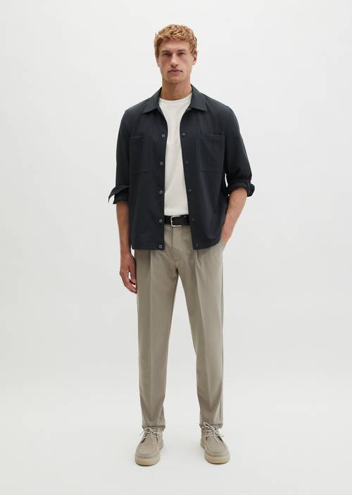 Hose Model Morot  Jogger Travel Collection Frozen Taupe in Frontalansicht