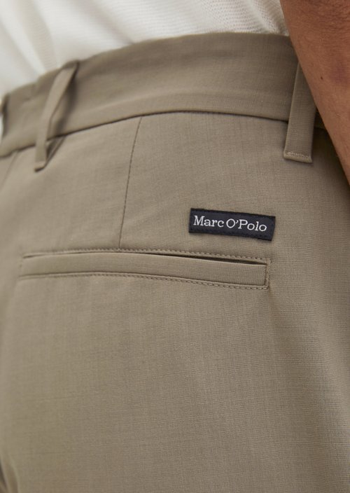 Trousers Model Mossbo Travel Collection — Frozen Taupe