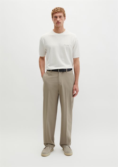 Trousers Model Mossbo Travel Collection — Frozen Taupe
