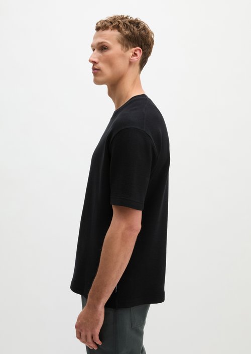 Loose-fitting T-shirt — Black