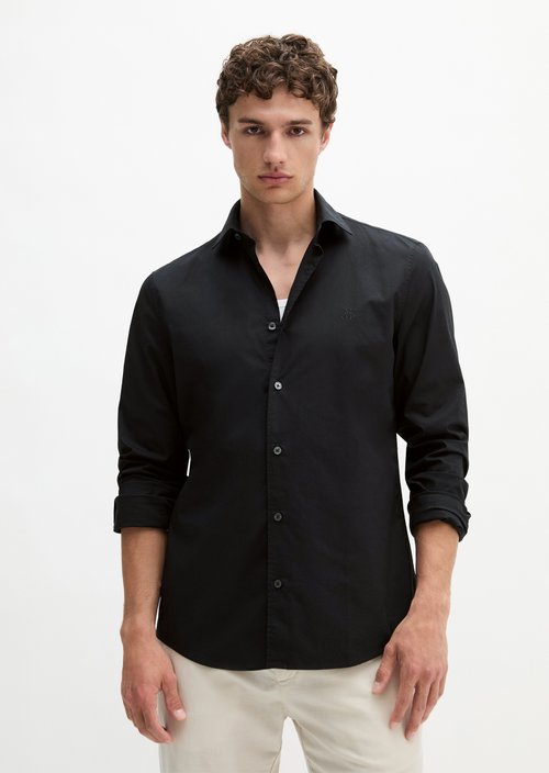 Shirt shaped — Black