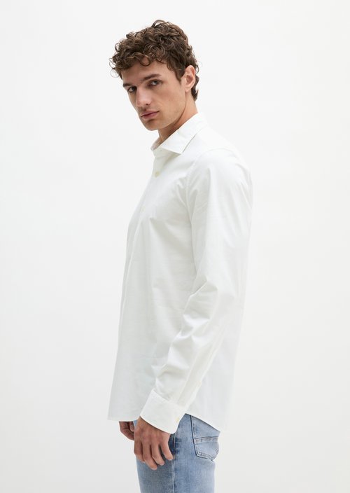 Shirt shaped — White