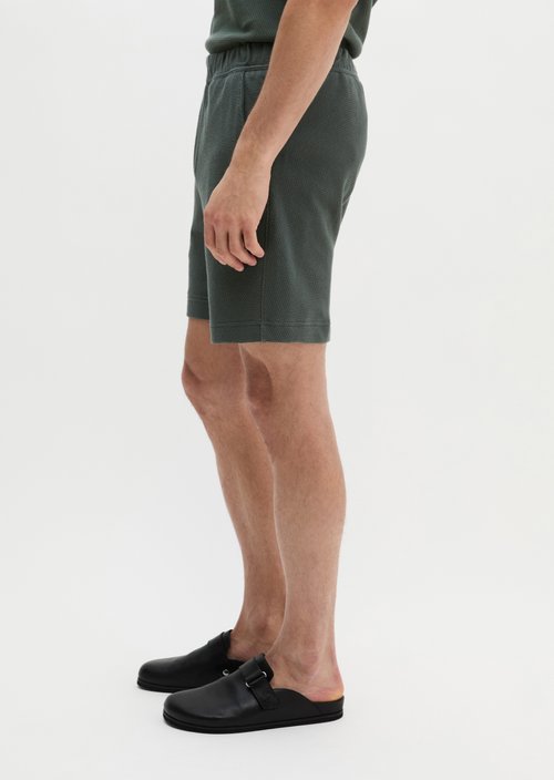 Regular-Fit Jersey Shorts — Mangrove
