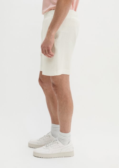 Regular-Fit Jersey Shorts — Silky White