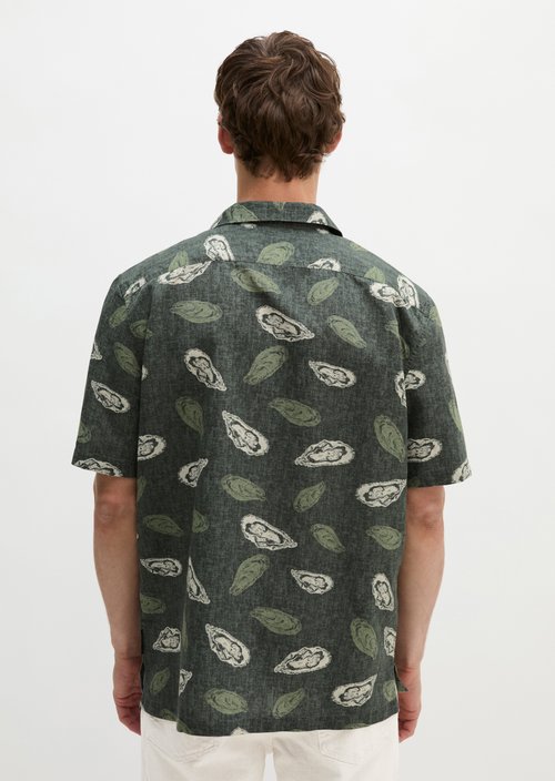 Regular short-sleeved shirt — Dark Green