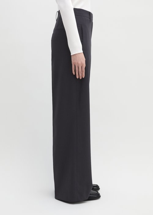 DFB Travel Collection suit trousers — Deep Night Blue