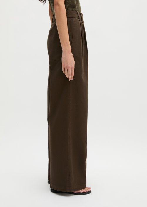 Wide pleated trousers — Mossy Earth