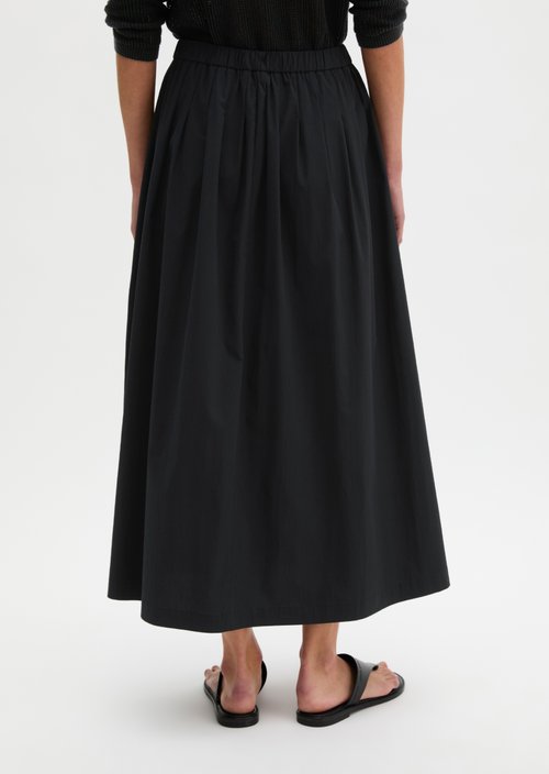 Flared skirt — Black