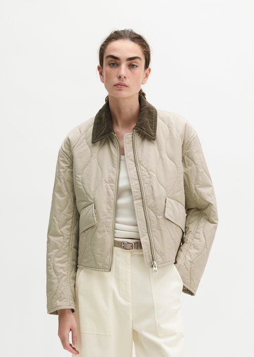 Barn-style regular cotton quilted jacket — Linen Beige