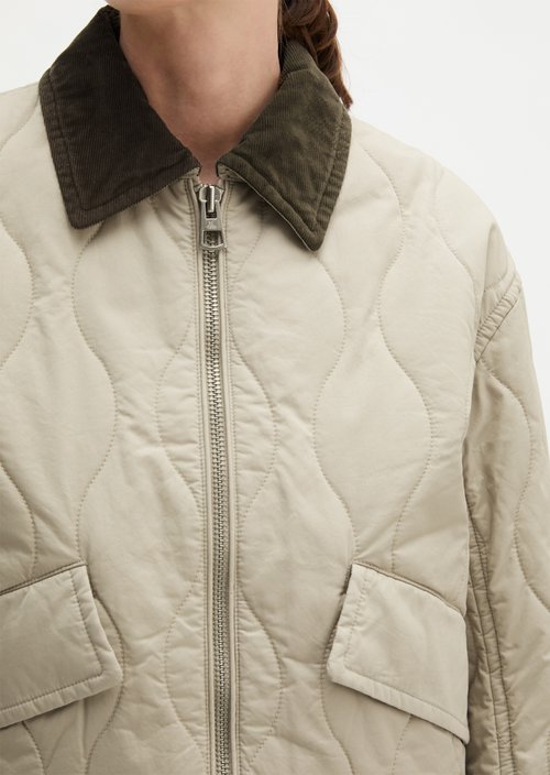 Barn-style regular cotton quilted jacket — Linen Beige